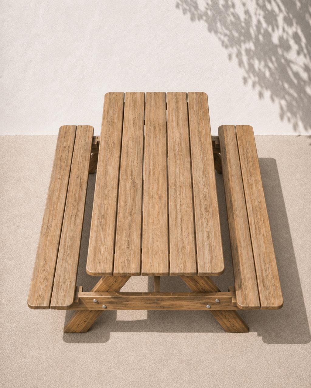 PICNIC TABLE